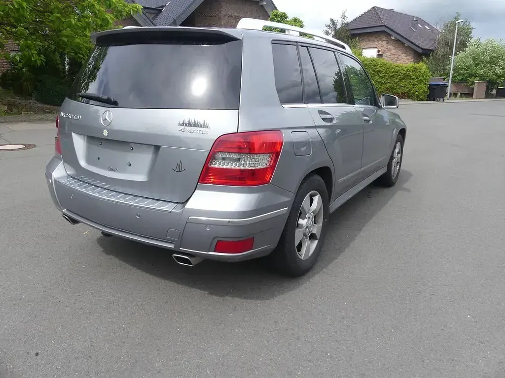 Gebraucht Mercedes GLK250 204 PS (150 kW) 2012 SUV