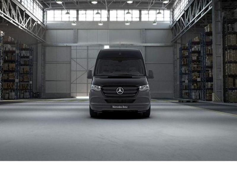 Gebraucht Mercedes Sprinter 143 PS (105 kW) 2020 Tiefschwarz Van