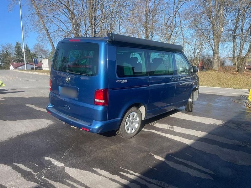 Gebraucht VW California Beach 103 PS (75 kW) 2011 Blau Van