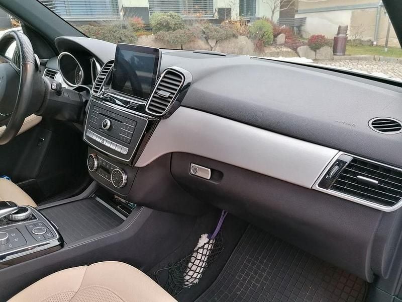 Gebraucht Mercedes GLE350 258 PS (189 kW) 2016 Weiß SUV