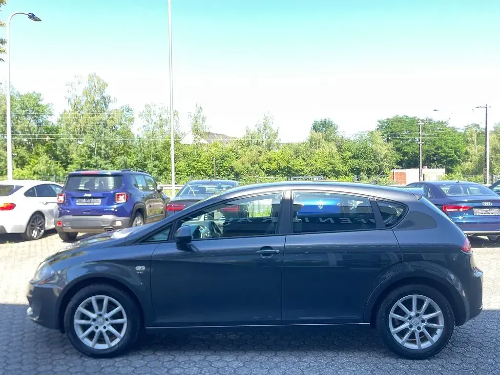 Gebraucht Seat Leon Ecomotive 105 PS (77 kW) 2011 Grau Kleinwagen