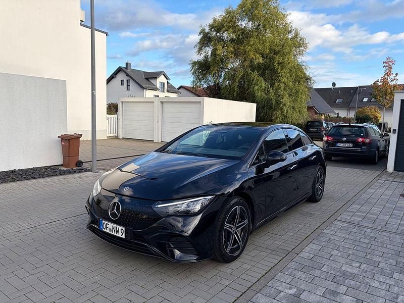 Gebraucht Mercedes EQE300 AMG line 180 kW (245 PS) 2024 Schwarz Limousine