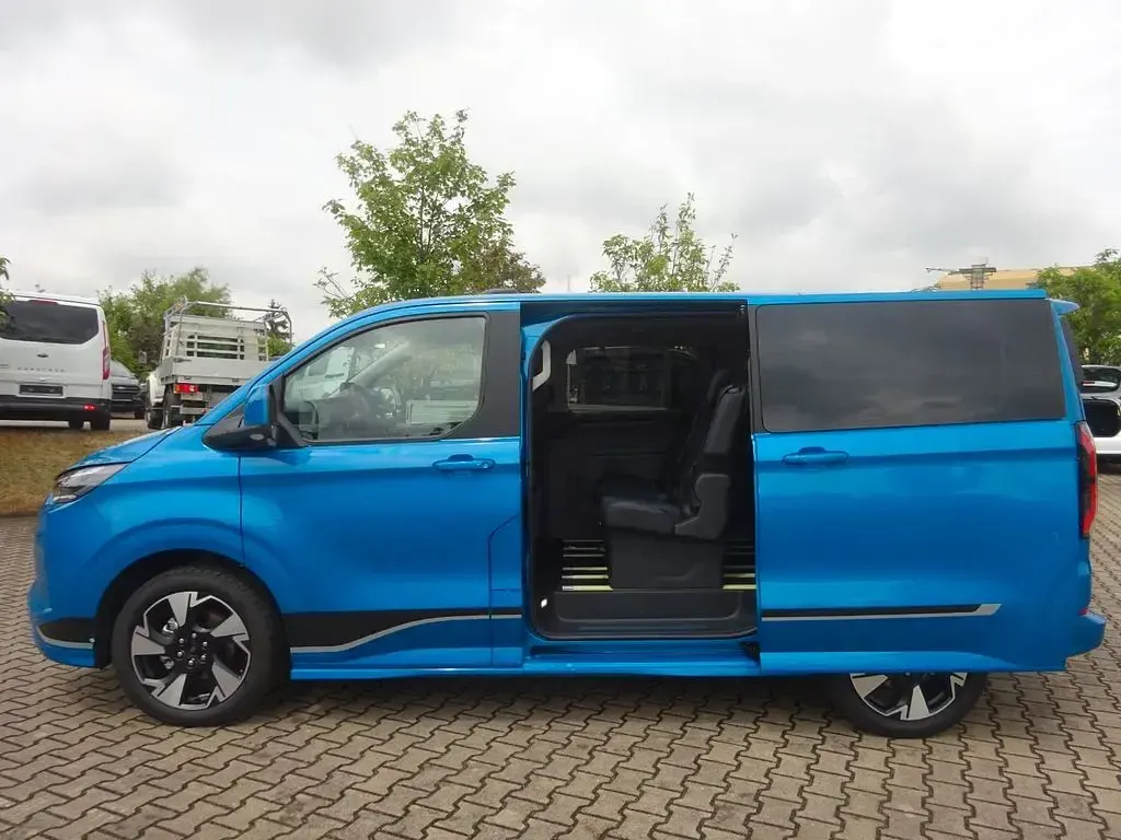 Neu Ford Tourneo Sport 232 PS (170 kW) 2026 Blau Van / Kleinbus