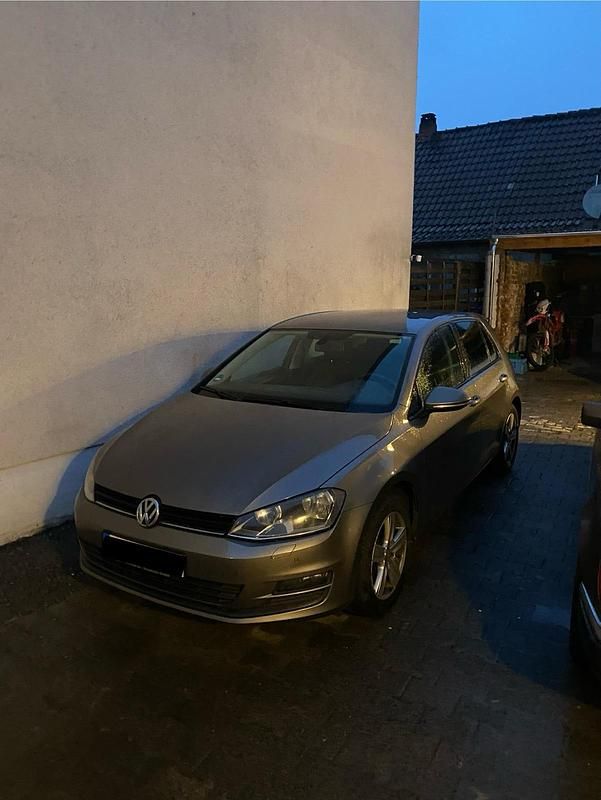 Gebraucht VW Golf VII 102 PS (75 kW) 2013 Grau Kleinwagen