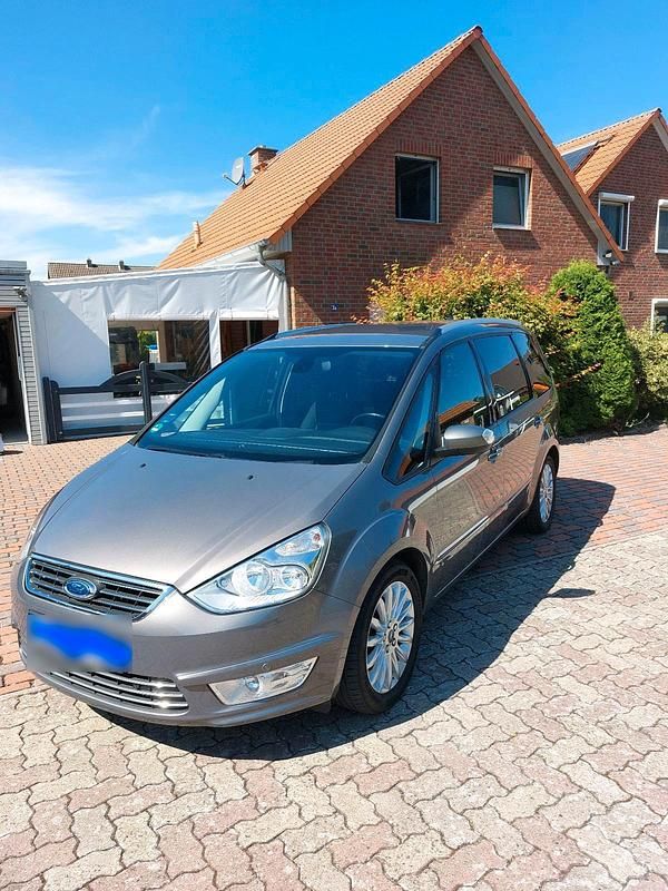 Gebraucht Ford Galaxy 163 PS (119 kW) 2013 Grau Van / Kleinbus