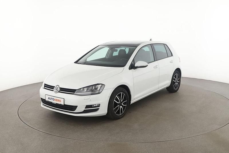 Weiß Gebraucht 2016 VW Golf VII Highline Limousine | 14.970 € (Fairer Preis) - Bild 1/3