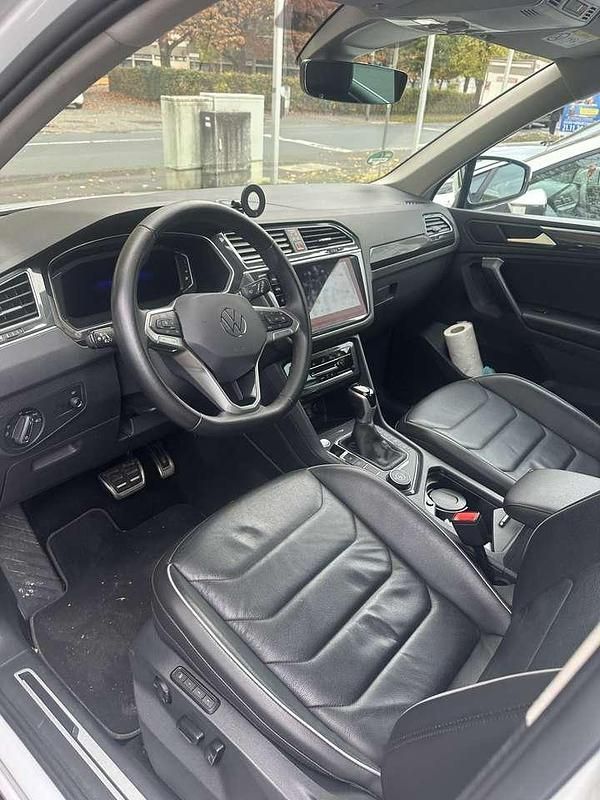 Gebraucht VW Tiguan Elegance 150 PS (110 kW) 2021 Weiß SUV