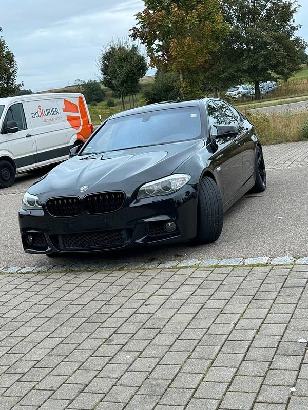 Usata BMW 520 184 CV (135 kW) 2012 Nero Berlina