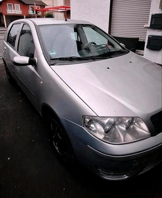 Gebraucht Fiat Punto 60 PS (44 kW) 2003 Silber Kleinwagen