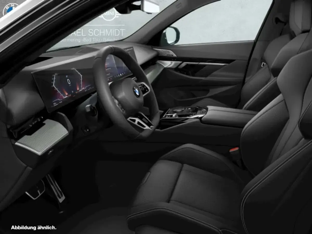 Neu BMW 540 M Sport 303 PS (222 kW) 2025 Black sapphire Kombi