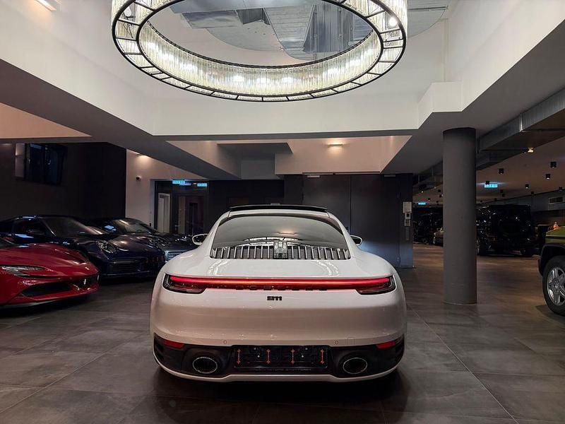 Gebraucht Porsche 992 Chrono 450 PS (330 kW) 2019 Weiß Coupé