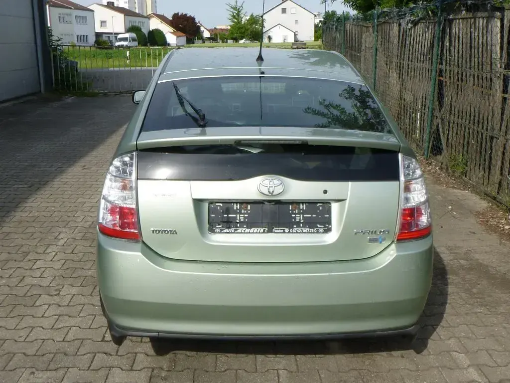 Gebraucht Toyota Prius Sol 77 PS (56 kW) 2009 Grün Kleinwagen