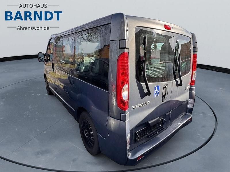 Second-hand Renault Trafic 114 CP (83 kW) 2015 Gri Monovolum
