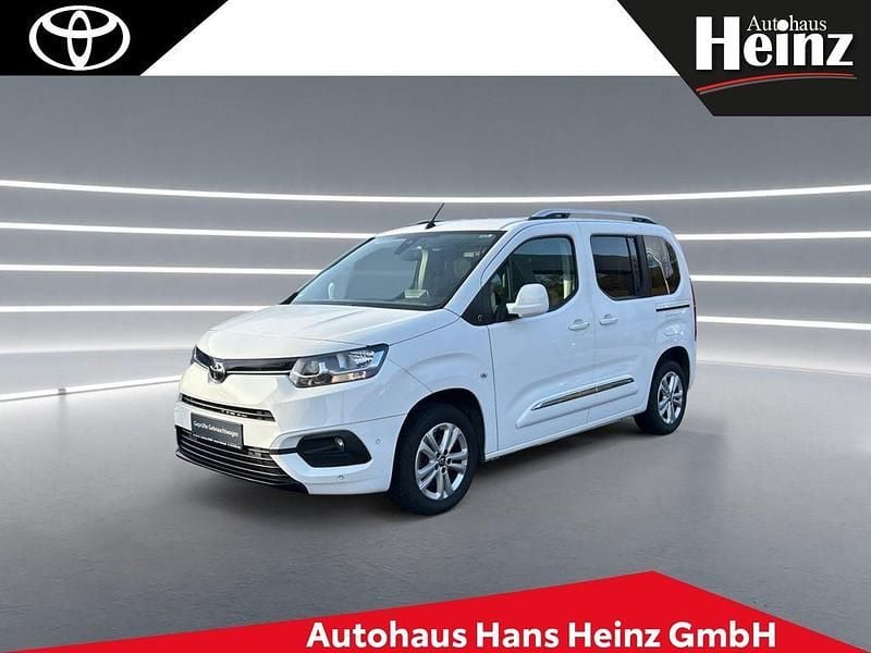 Gebraucht Toyota Proace Verso City 131 PS (96 kW) 2020 Schaumweiß Kombi
