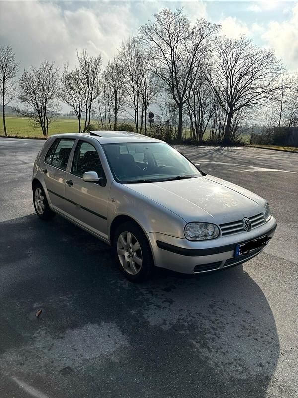 Gebraucht VW Golf IV Edition 75 PS (55 kW) 2001 Silber Kleinwagen