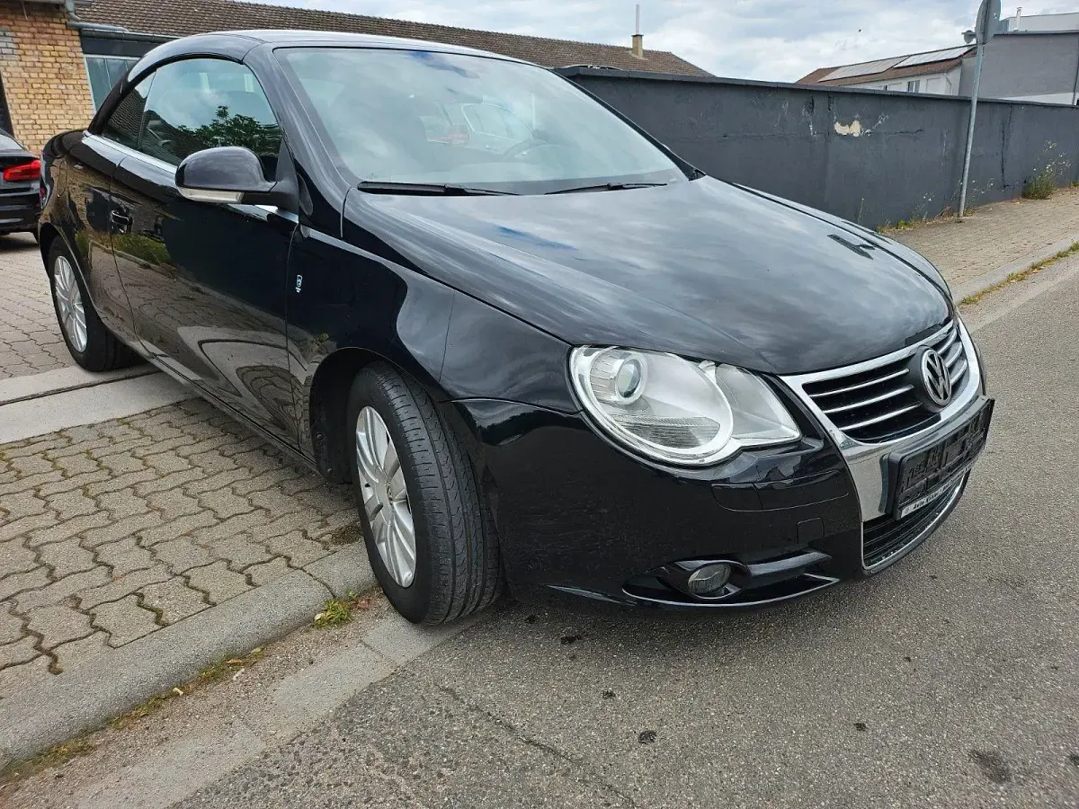 Gebraucht VW Eos Individual 150 PS (110 kW) 2008 Schwarz Cabrio