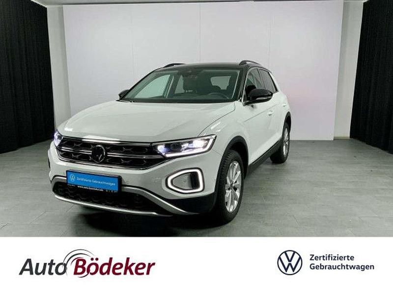 Pure white Gebraucht 2024 VW T-Roc Style SUV | 28.890 € (Guter Preis) - Bild 1/4