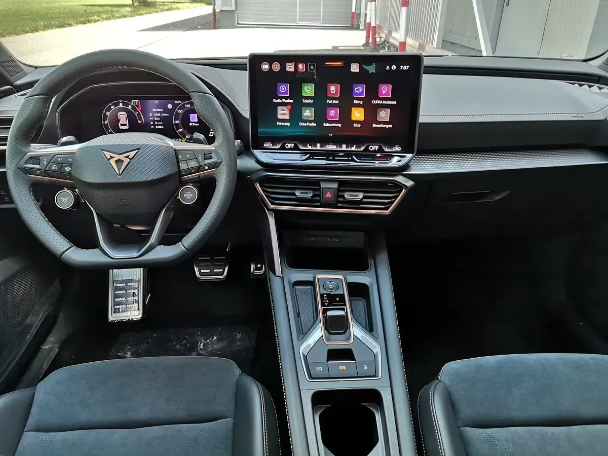 Neu Cupra Leon VZ 400 PS (294 kW) 2026 Graphenegrau Kombi