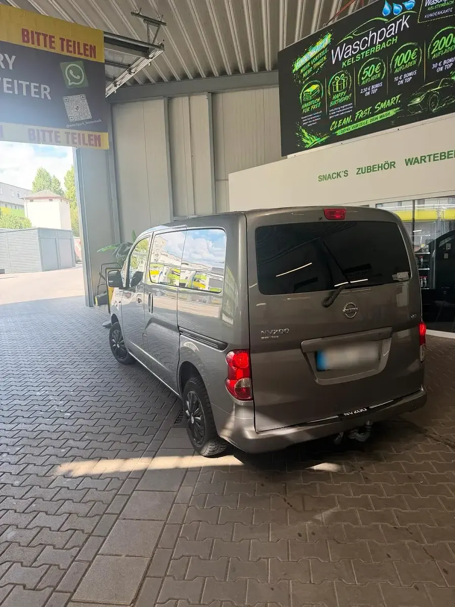 Gebraucht Nissan Evalia 110 PS (80 kW) 2012 Grau Van / Kleinbus