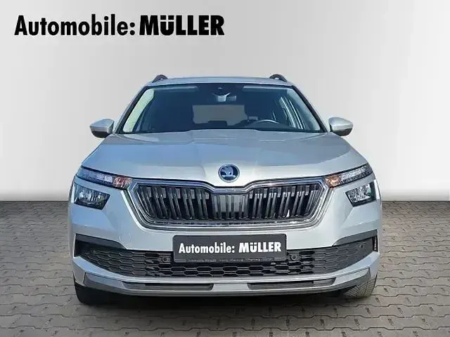 Second-hand Skoda Kamiq Tour 110 CP (80 kW) 2023 Argintiu SUV