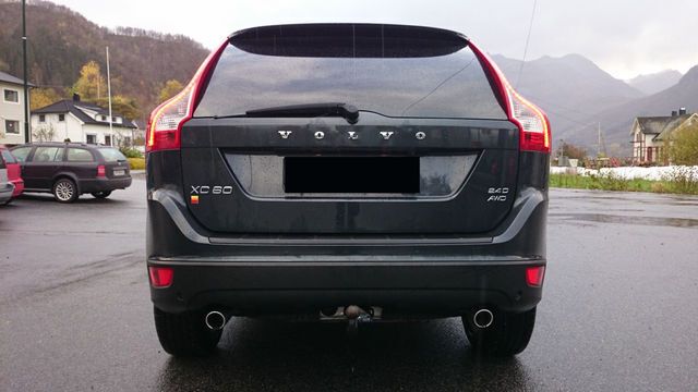 Gebraucht Volvo XC60 Summum 163 PS (119 kW) 2009 Grau metallic SUV