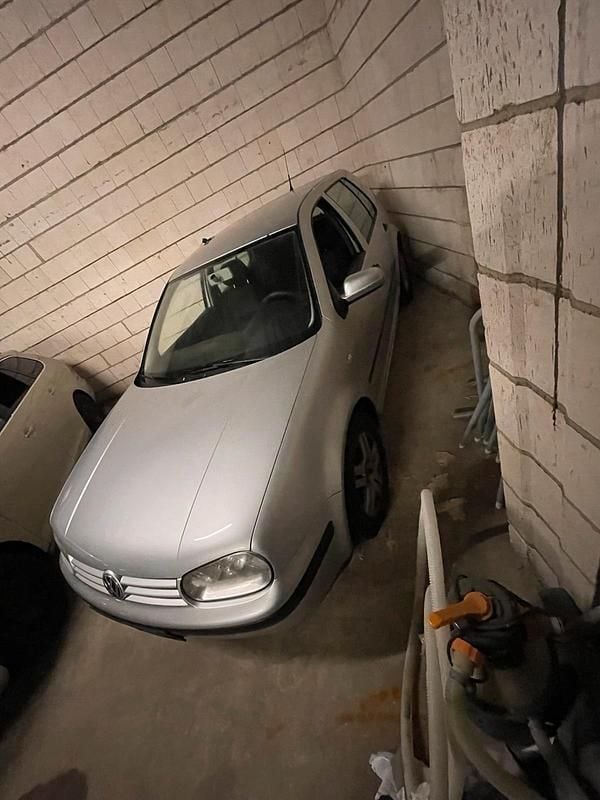 Gebraucht VW Golf IV Edition 75 PS (55 kW) 2001 Silber Limousine