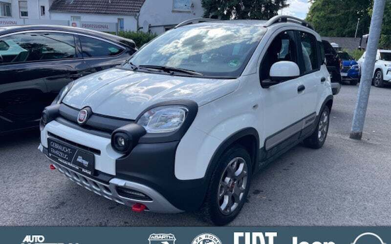 Weiß Gebraucht 2020 Fiat Panda Cross Cross Kleinwagen | 11.490 € (Fairer Preis) - Bild 1/4