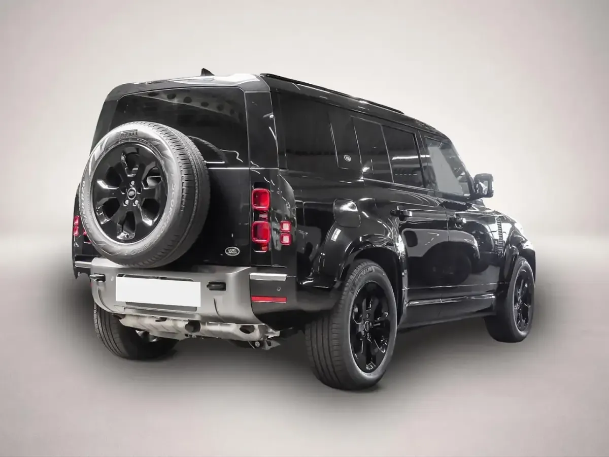 Gebraucht Land Rover Defender SE Dynamic 400 PS (294 kW) 2023 Manufacturer SUV