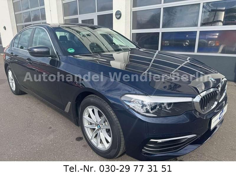 Gebraucht BMW 520 Performance 190 PS (139 kW) 2019 Imperialblau brillanteffekt me Limousine