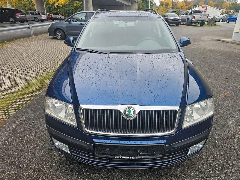 Blau Gebraucht 2007 Skoda Octavia Ambiente Kombi | 2.900 € (Etwas zu teuer) - Bild 1/4