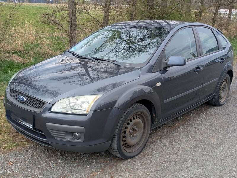 Gebraucht 2007 Ford Focus Trend Limousine | 1.250 € (Superpreis) - Bild 1/4