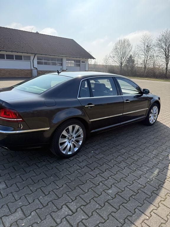 Gebraucht VW Phaeton 334 PS (245 kW) 2014 Grau Limousine