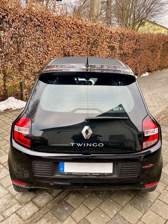 Gebraucht Renault Twingo Luxe 70 PS (51 kW) 2015 Schwarz Kleinwagen