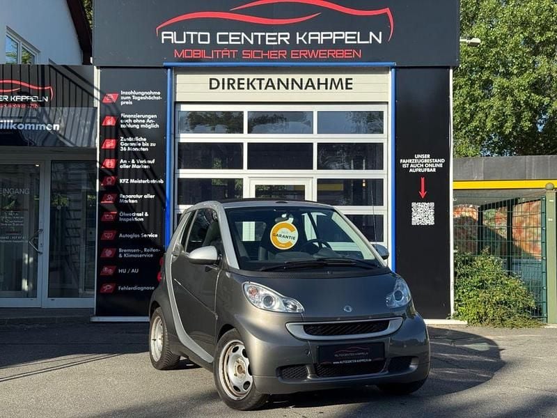 Warm grey Gebraucht 2012 Smart ForTwo Cabrio Cabrio | 4.490 € (Guter Preis) - Bild 1/4