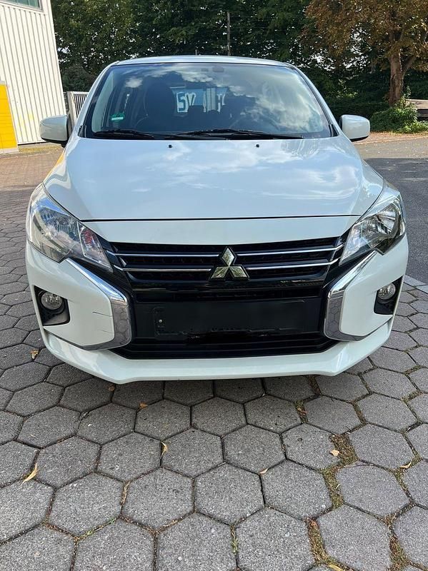 Weiß Gebraucht 2020 Mitsubishi Space Star Kleinwagen | 5.390 € (Superpreis) - Bild 1/4
