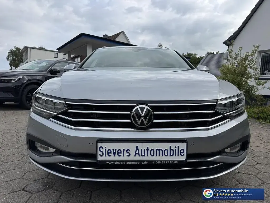Gebraucht VW Passat Business 200 PS (147 kW) 2023 Pyritsilber Kombi