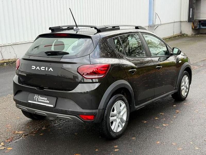 Gebraucht Dacia Sandero Expression 91 PS (66 kW) 2024 Schwarz Kleinwagen