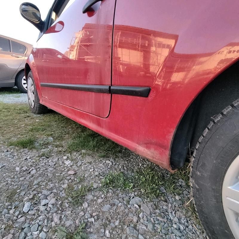 Usata Citroën C2 60 CV (44 kW) 2004 Rosso Utilitaria