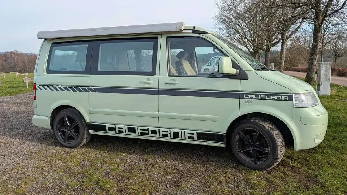 Gebraucht VW California Comfortline 131 PS (96 kW) 2005 Grün Van