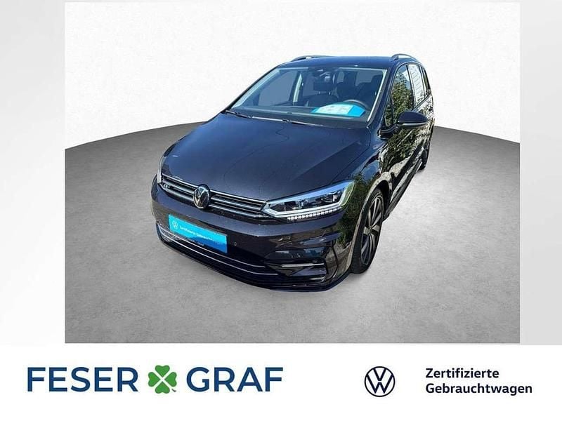 Deep black perleffekt Gebraucht 2024 VW Touran R-line Van / Kleinbus | 33.940 € (Guter Preis) - Bild 1/2
