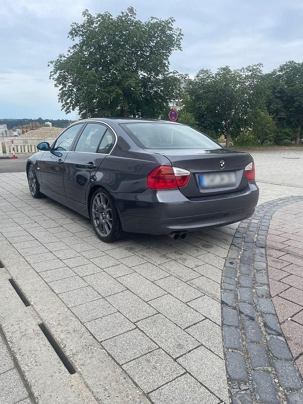 Gebraucht BMW 325 M Performance 218 PS (160 kW) 2005 Grau Limousine