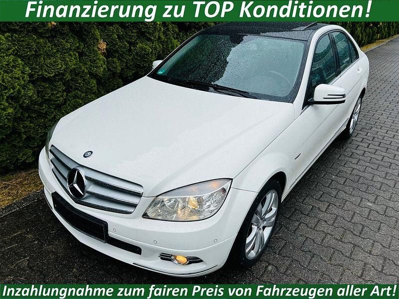 Weiß Gebraucht 2011 Mercedes C180 Limousine | 6.900 € (Guter Preis) - Bild 1/4