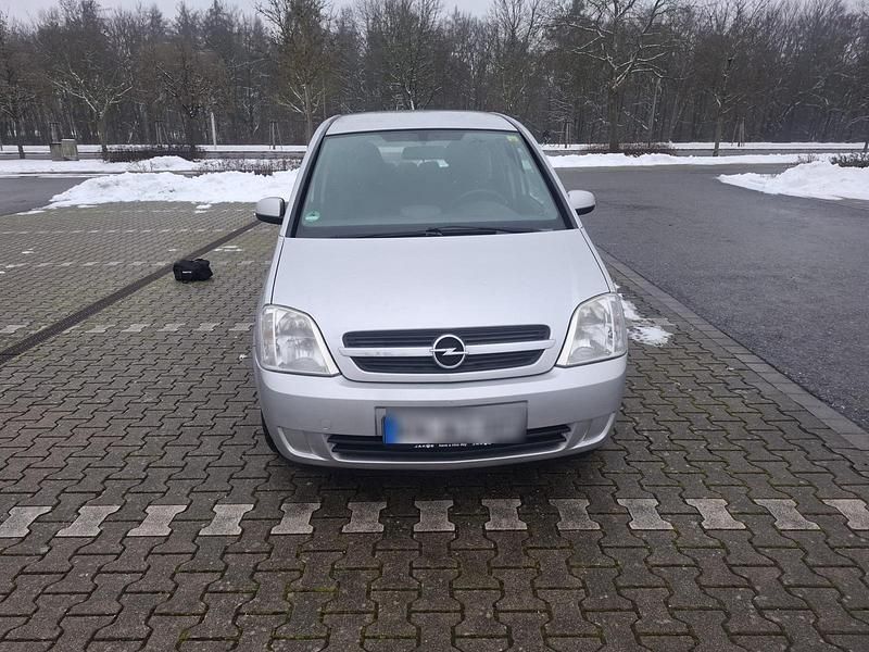 Silber Gebraucht 2004 Opel Meriva Van / Kleinbus | 2.299 € (Fairer Preis) - Bild 1/4