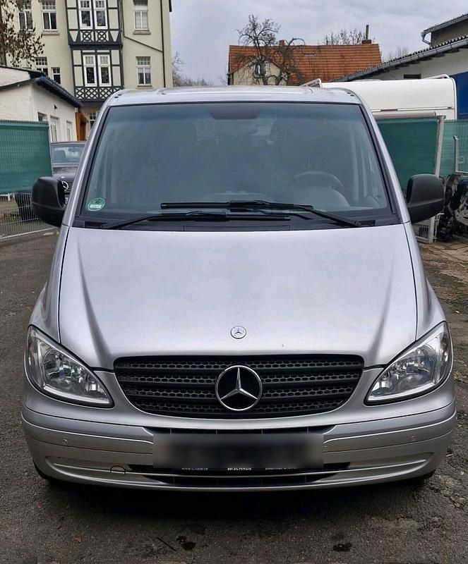 Silber Gebraucht 2005 Mercedes Vito Van / Kleinbus | 7.000 € (Fairer Preis) - Bild 1/4