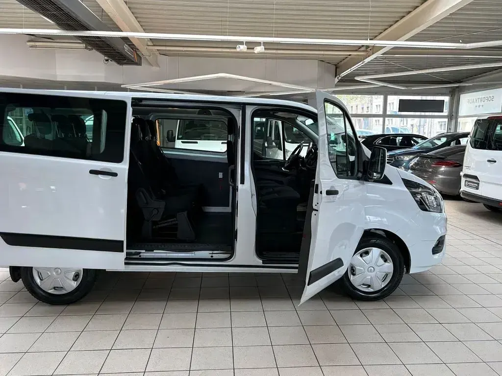 Gebraucht Ford Transit 131 PS (96 kW) 2019 Weiß Van