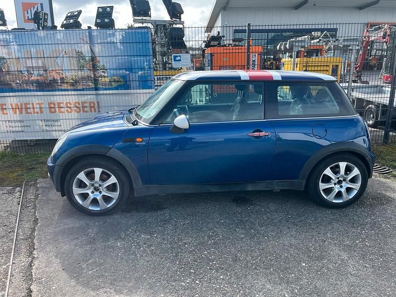 Gebraucht Mini ONE 90 PS (66 kW) 2001 Blau Kleinwagen
