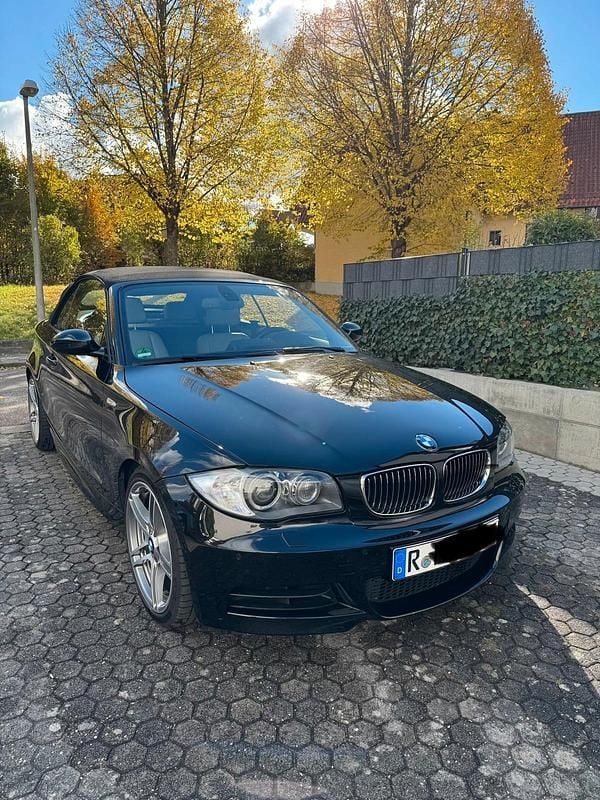 Gebraucht BMW 135 Cabriolet 306 PS (225 kW) 2008 Schwarz Cabrio