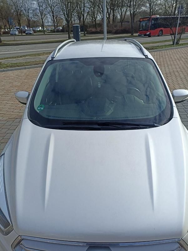 Gebraucht Ford Kuga Cool & Connect 150 PS (110 kW) 2017 Weiß SUV