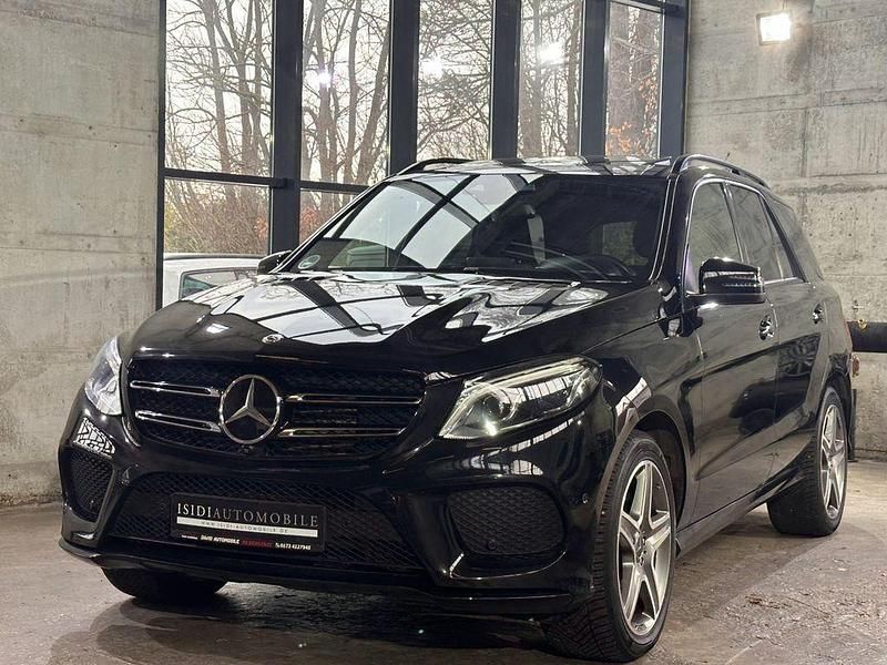Schwarz Gebraucht 2018 Mercedes GLE350 AMG SUV | 32.900 € (Teuer) - Bild 1/4