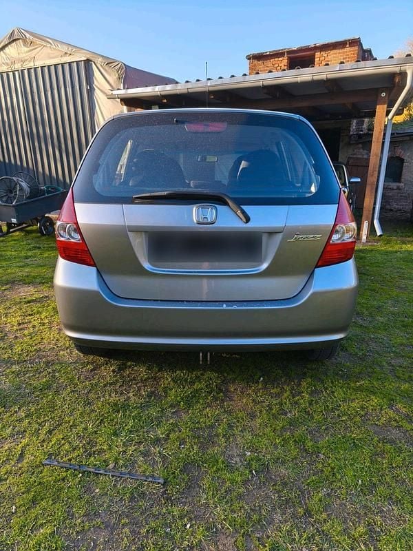 Gebraucht Honda Jazz 83 PS (61 kW) 2004 Grau Kleinwagen